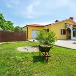 Casa Ada Holiday home